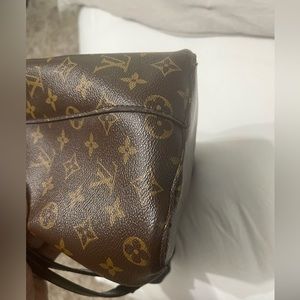 Louis Vuitton Monogram Neonoe MM Black